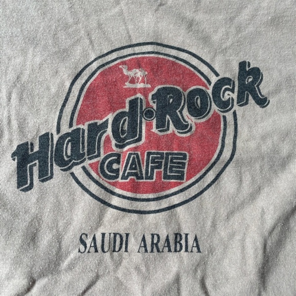 Vintage hard tock cafe Saudi-Arabia shirt